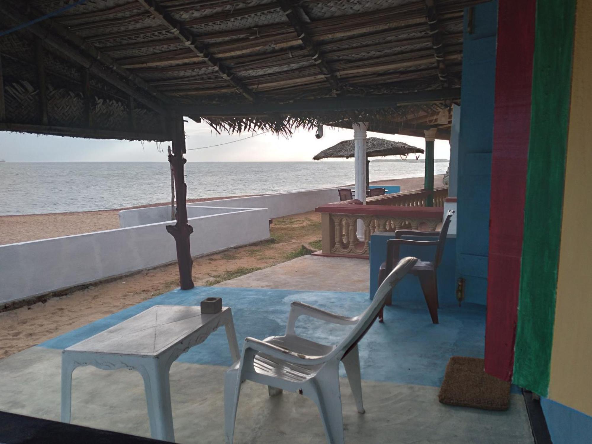 Happy Beach Cabana Хамбантота Экстерьер фото