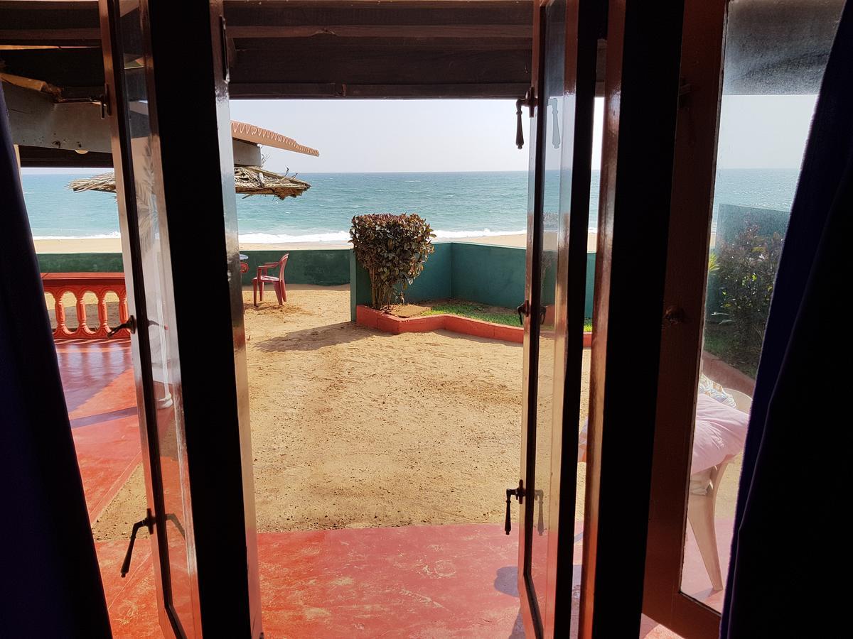 Happy Beach Cabana Хамбантота Экстерьер фото