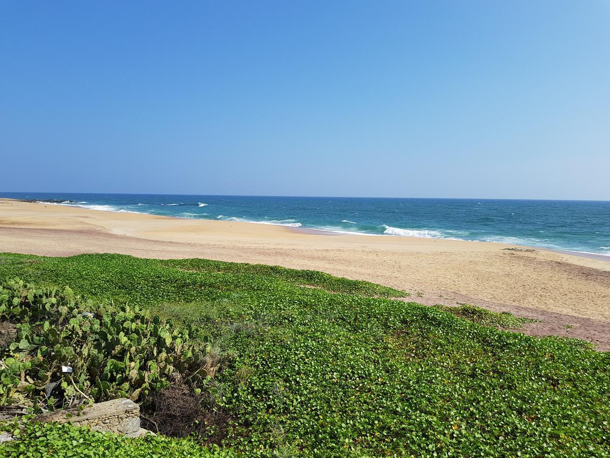Happy Beach Cabana Хамбантота Экстерьер фото